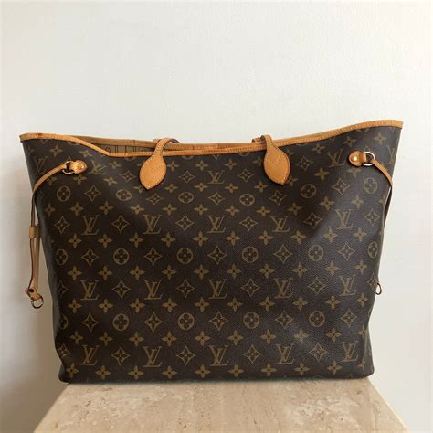 authentic louis vuitton neverfull.